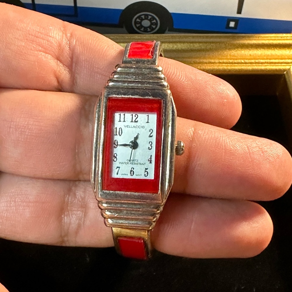 Vellaccio Women Quartz Watch